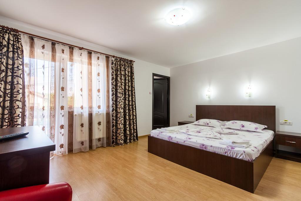 Pensiunea Andrei Rm Valcea Râmnicu Vâlcea Exteriör bild